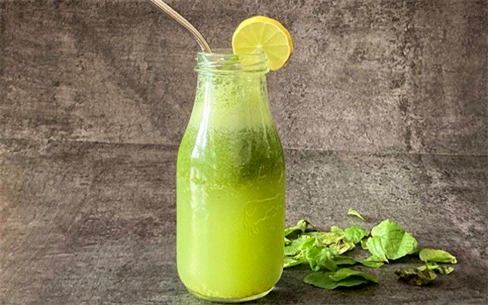 ‌روش تهیه اسموتی لیمو و نعناع
