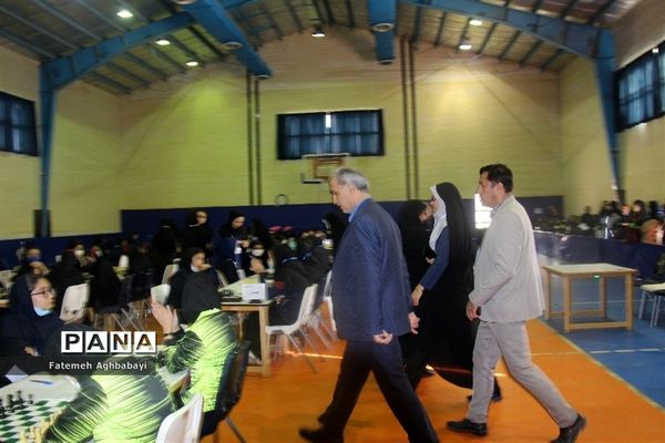 آغاز مسابقات شطرنج دانش‌آموزان دختر در شهرکرد