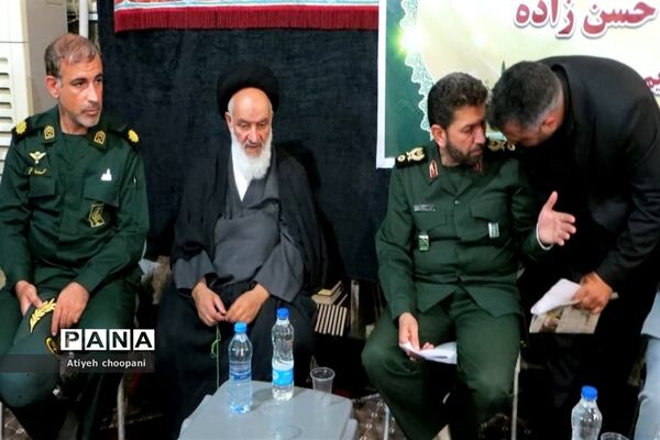 برگزاری نشست سیاسی و بصیرت‌افزایی جهاد تبیین در مسجد احباب‌الحسین منطقه ۱۴