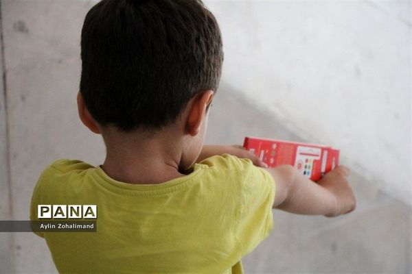 برگزاری اردوی جهادی پزشکی دبیرستان شهید‌بهایی در شهرستان رباط‌کریم