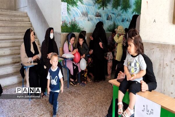 برگزاری اردوی جهادی پزشکی دبیرستان شهید‌بهایی در شهرستان رباط‌کریم