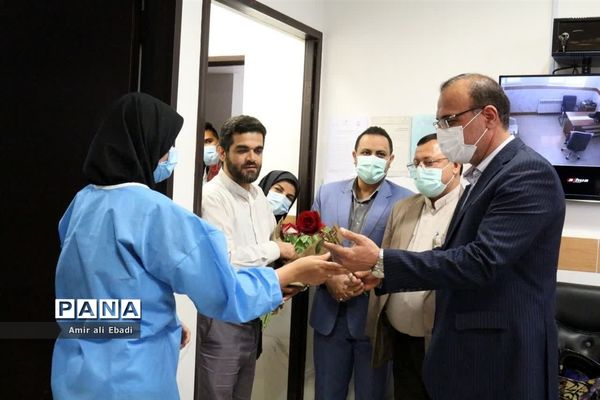 تجلیل از پزشکان توسط فرماندار شهرستان میاندورود