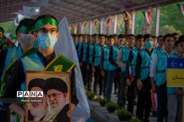 پذیرش دانش‌آموزان دراردوی قطبی اعضای سازمان دانش‌آموزی - قطب اصفهان -۲