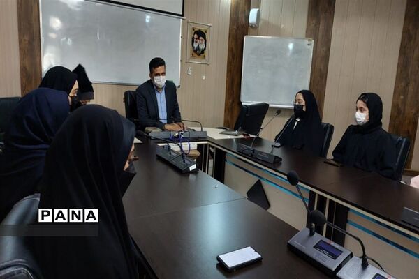برگزاری اولین دوره آموزشی پیش‌اردوی قطبی دختران در البرز