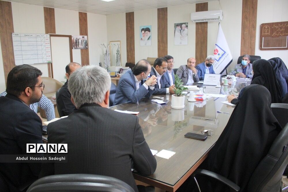 جلسه هماهنگی همایش دختران فاطمی رهروان زینبی در بوشهر