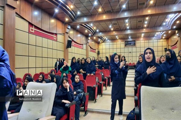 برگزاری اردوی تربیتی مثبت هشتادی‌ها با حضور دانش‌آموزان قرچک