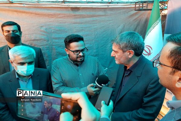 افتتاح نمایشگاه دستاوردهای دولت در استانداری فارس