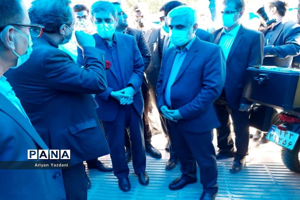 افتتاح نمایشگاه دستاوردهای دولت در استانداری فارس