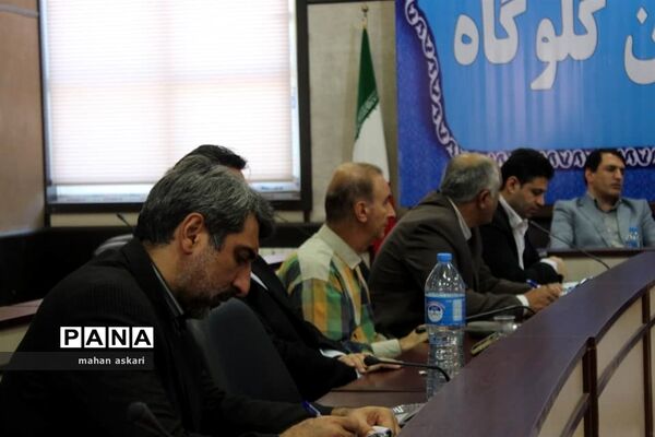 نشست فرماندار گلوگاه با خبرنگاران و اصحاب رسانه