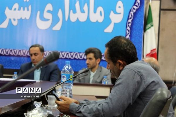 نشست فرماندار گلوگاه با خبرنگاران و اصحاب رسانه