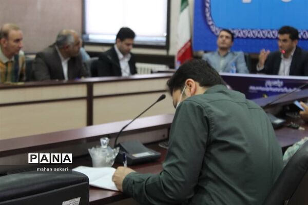 نشست فرماندار گلوگاه با خبرنگاران و اصحاب رسانه
