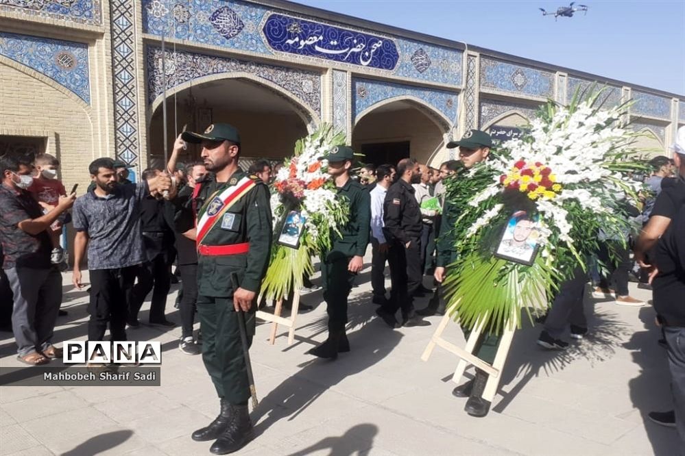 تشییع پیکر مطهر دو شهید امنیت در شیراز