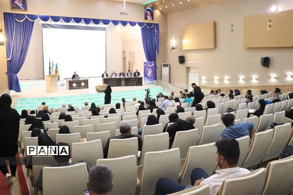 نشست مطبوعاتی مدیرکل جهاد کشاورزی آذربایجان شرقی با اصحاب رسانه