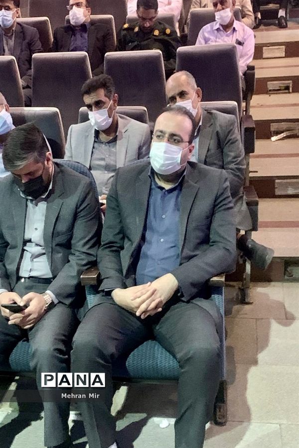 مراسم متمرکز افتتاح و آغاز عملیات اجرایی پروژه‌های عمرانی اقتصادی و اشتغالزایی