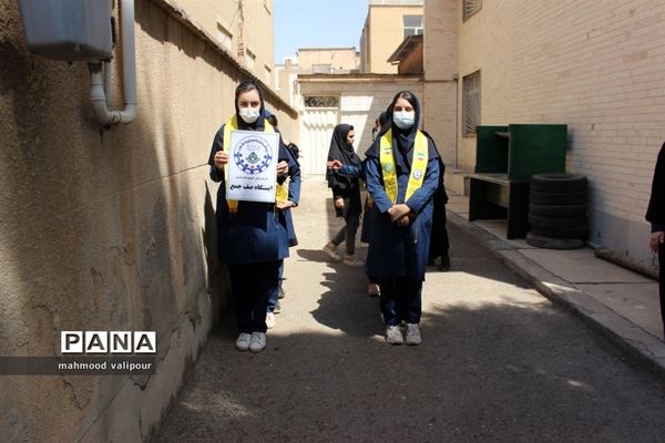 برگزاری پیش اردوی قطبی سازمان دانش آموزی درقزوین