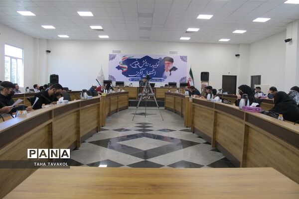 چهارمین دوره آموزشی قرارگاه رسانه جهاد تبیین در شهرستان پردیس