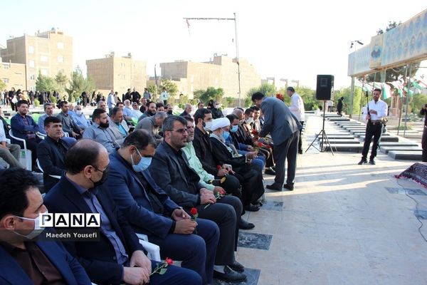 عطرافشانی و گلباران مزارشهدای آستان مقدس امامزاده عقیل (ع) اسلامشهر