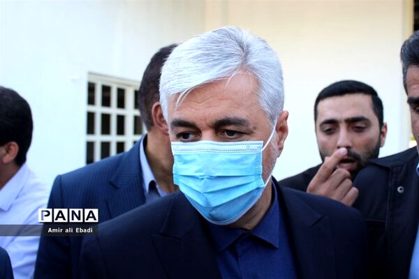 بازدید وزیر ورزش و جوانان از سالن امام رضا(ع) سورک