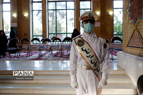 مراسم عطر افشانی و گلریزان مزار مطهر شهدای هشتم شهریور