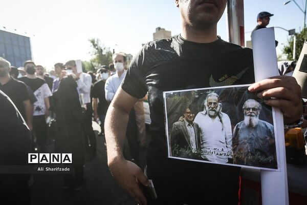 مراسم تشییع پیکر هوشنگ ابتهاج