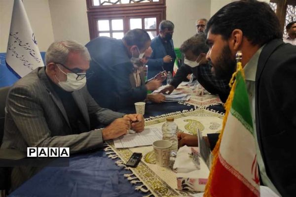 حضور وزیر آموزش و پرورش کشور درمصلای بیرجند و دیدار با مردم