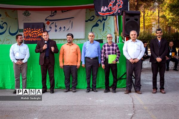 صبحگاه دومین روز اردوی قطبی اعضای سازمان دانش‌آموزی