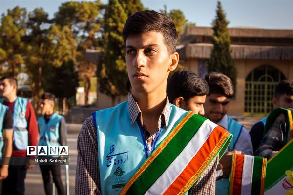 صبحگاه دومین روز اردوی قطبی اعضای سازمان دانش‌آموزی