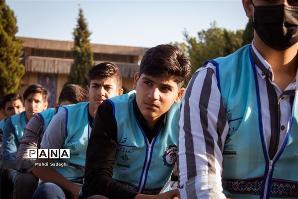 صبحگاه دومین روز اردوی قطبی اعضای سازمان دانش‌آموزی