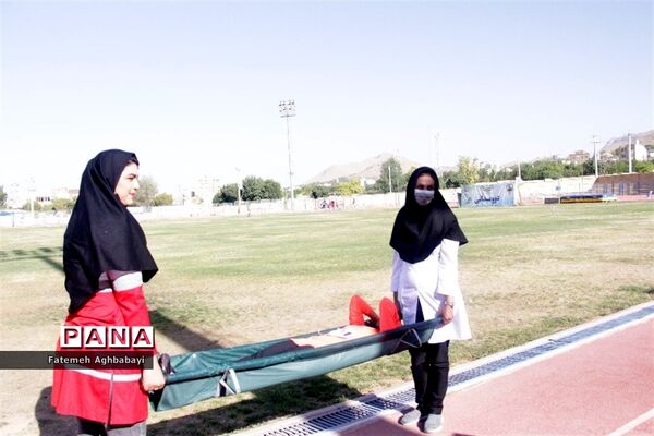 برگزاری روز سوم مسابقات دانش‌آموزی دختر سراسر کشور در شهرکرد