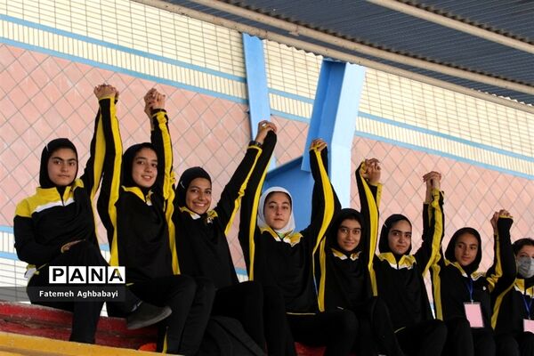 برگزاری روز سوم مسابقات دانش‌آموزی دختر سراسر کشور در شهرکرد