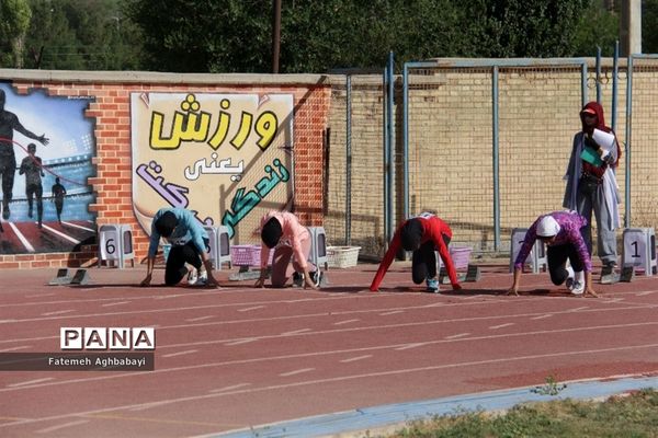 برگزاری روز سوم مسابقات دانش‌آموزی دختر سراسر کشور در شهرکرد