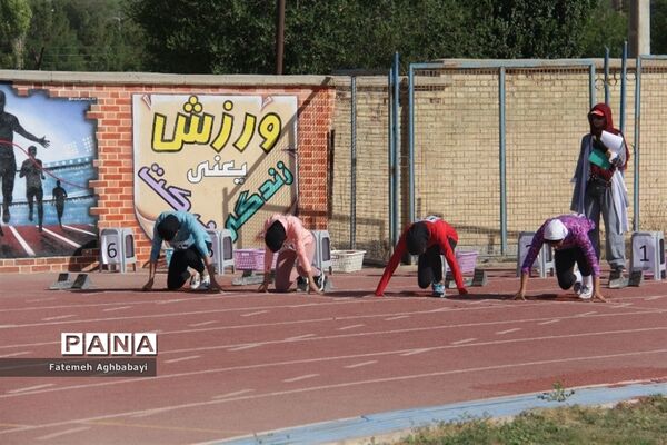 برگزاری روز سوم مسابقات دانش‌آموزی دختر سراسر کشور در شهرکرد