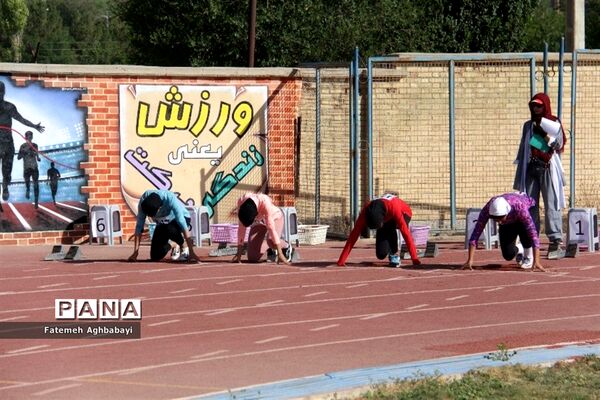 برگزاری روز سوم مسابقات دانش‌آموزی دختر سراسر کشور در شهرکرد
