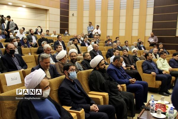 جلسه شورای اداری با حضور وزیر نیرو درشهرستان اسلامشهر