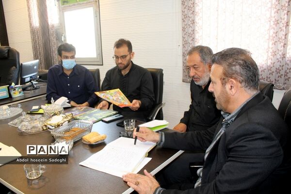 نشست تخصصی نمایندگان مدارس راهیان کوثر بوشهر
