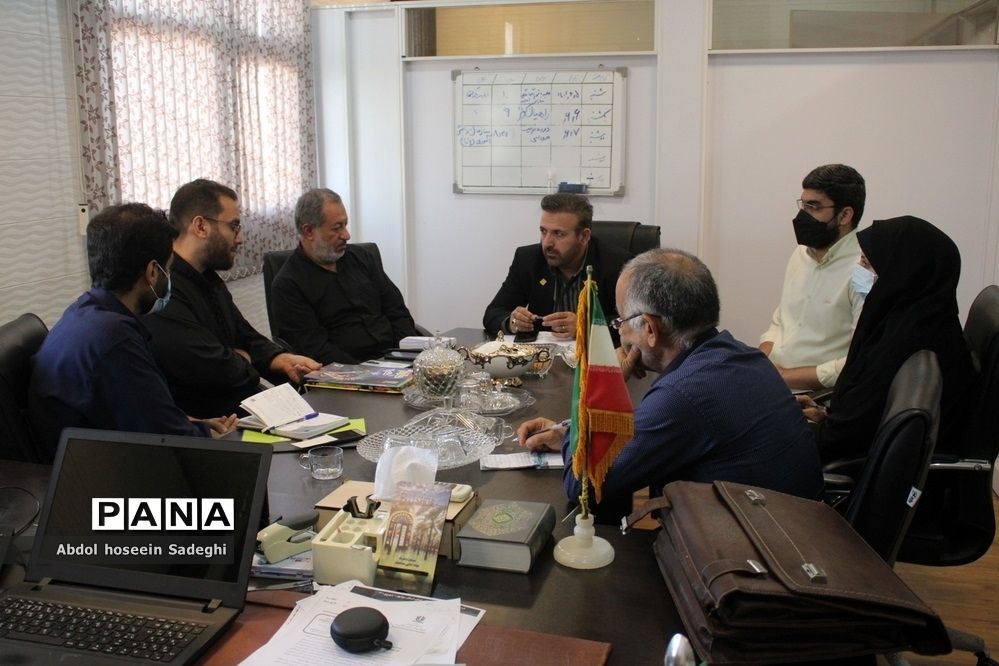 نشست تخصصی نمایندگان مدارس راهیان کوثر بوشهر