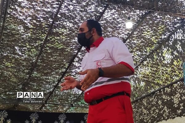 دوره آموزش امداد و نجات و هلال احمر در اردوی قطبی اردوگاه دماوند