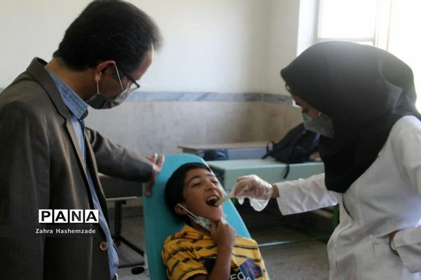 اردوی جهادی پزشکی و دندان‌پزشکی در دبستان امیرالمومنین شهرری