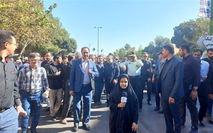 گفتگوی خبرنگار پانا  با محمد رضا نریمانی مداح اهل و بیت