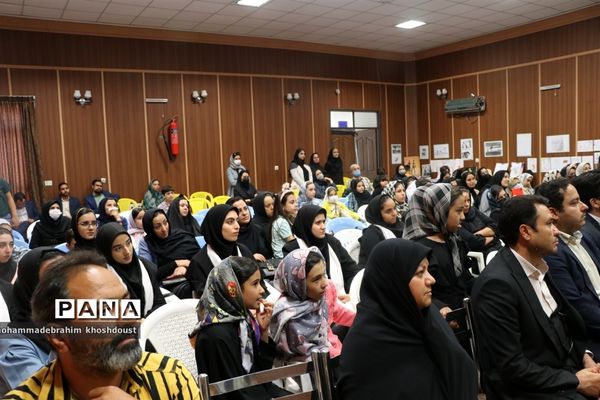 جلسه هم‌اندیشی روابط عمومی‌های قطب شهید برونسی به‌مناسبت هفته دولت