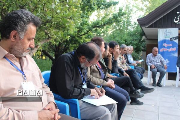 نشست صمیمی قائم مقام معاون وزیر در سازمان دانش‌آموزی با عوامل و سرپرستان اردوی قطبی دماوند