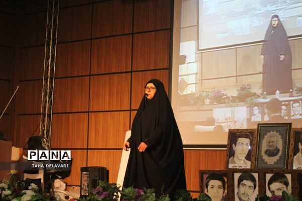 نشست جهاد تبیین در اردوی قطبی اعضای سازمان دانش‌آموزی در اردوگاه دماوند