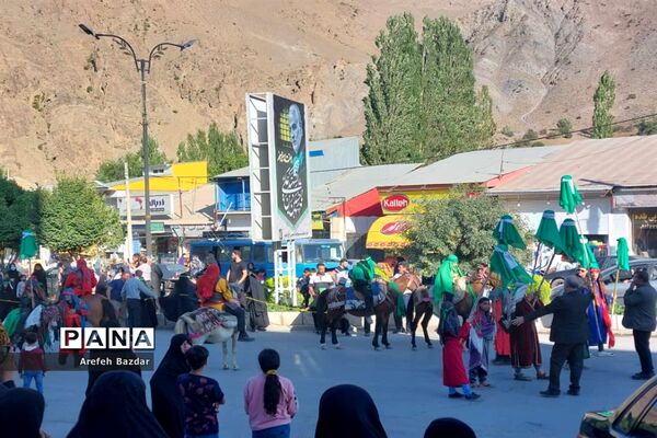 حرکت نمادین ورود اسرای مظلوم کربلا به شهر شام