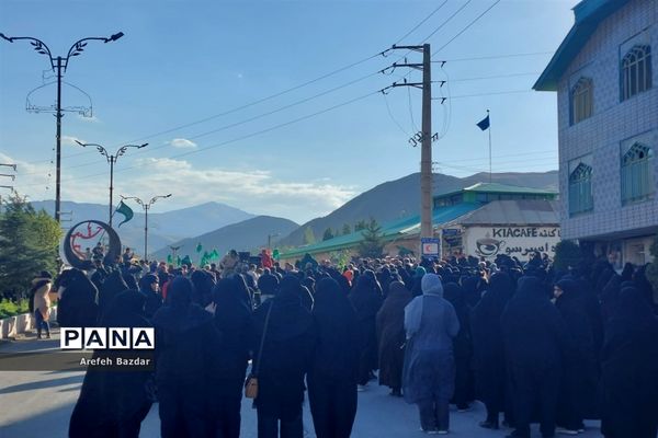 حرکت نمادین ورود اسرای مظلوم کربلا به شهر شام