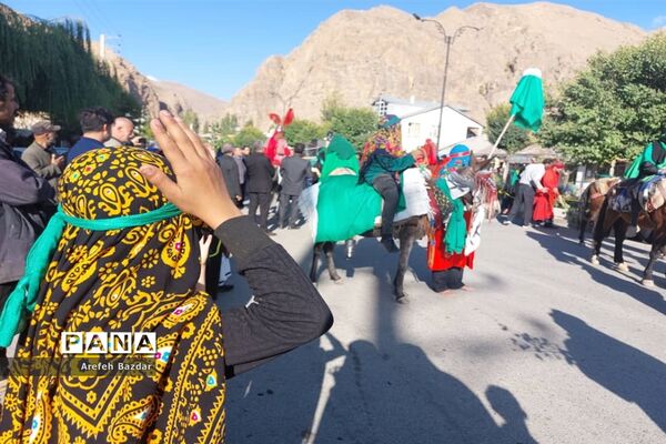 حرکت نمادین ورود اسرای مظلوم کربلا به شهر شام