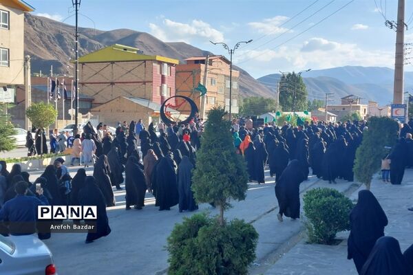 حرکت نمادین ورود اسرای مظلوم کربلا به شهر شام