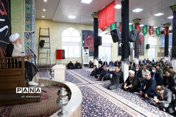 آیین غبارروبی و عطرافشانی مزار شهدا به‌مناسبت هفته دولت