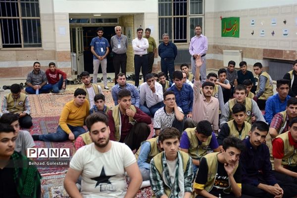 نشست جهاد تبیین اعضای سازمان دانش‌آموزی در اردوی قطب 5  آذربایجان غربی