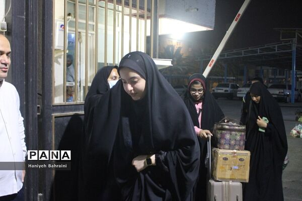 اعزام دانش‌آموزان پیشتاز دختر استان بوشهر به اردوی قطبی