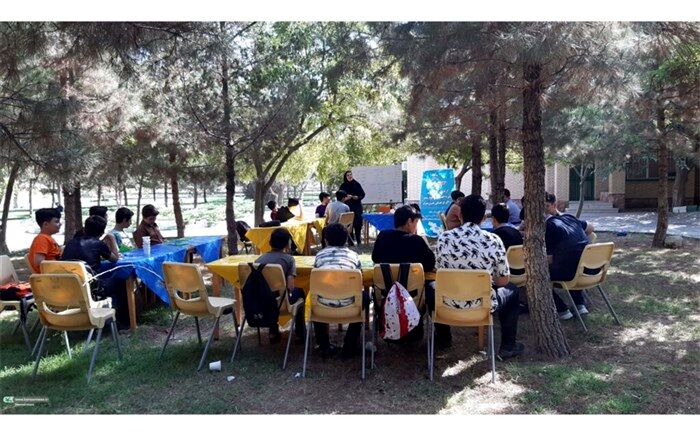 اردوهای کارآفرینی نوجوانان گامی در مسیر تحقق شعار سال است